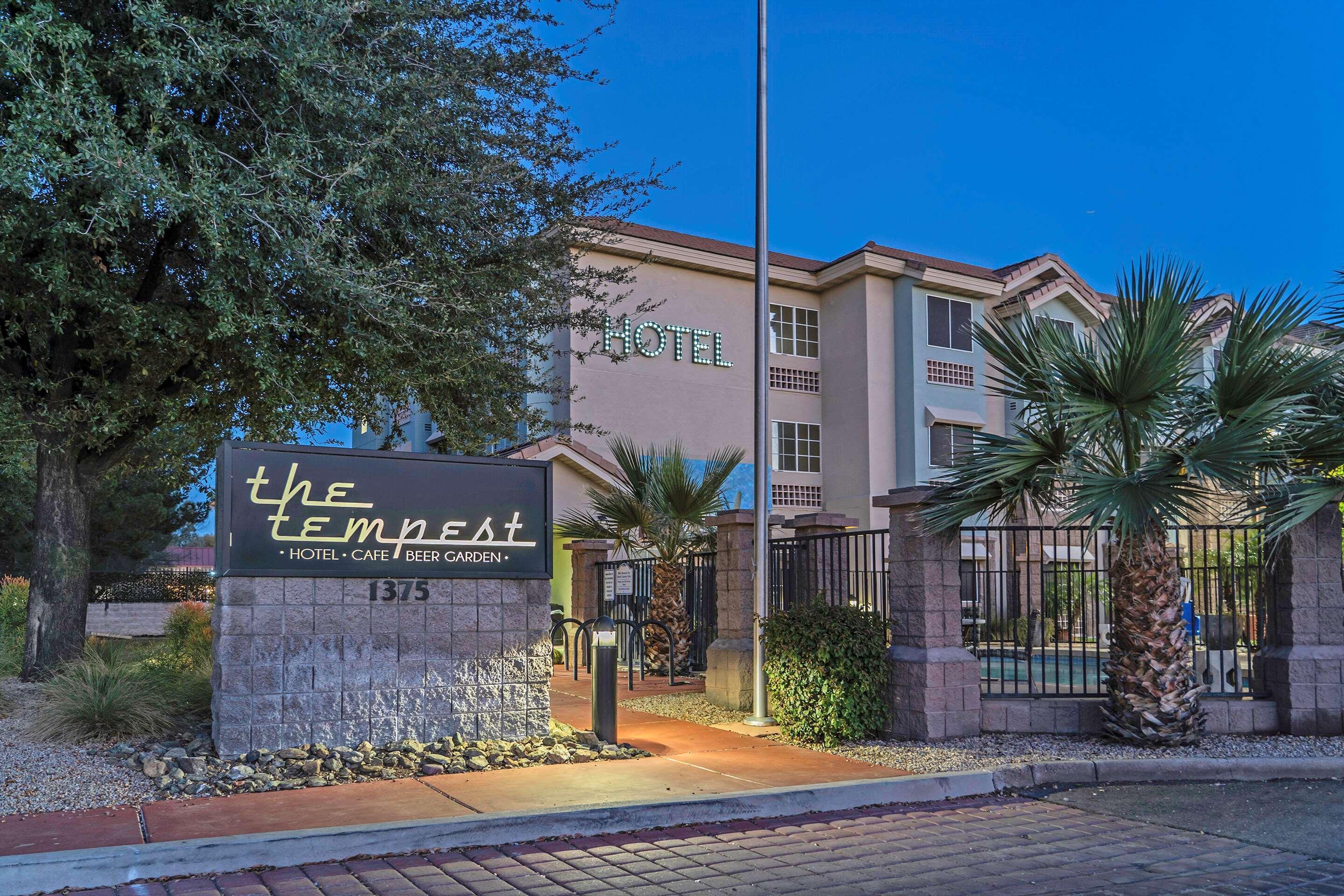 La Quinta Inn & Suites By Wyndham Tempe University, Phoenix المظهر الخارجي الصورة