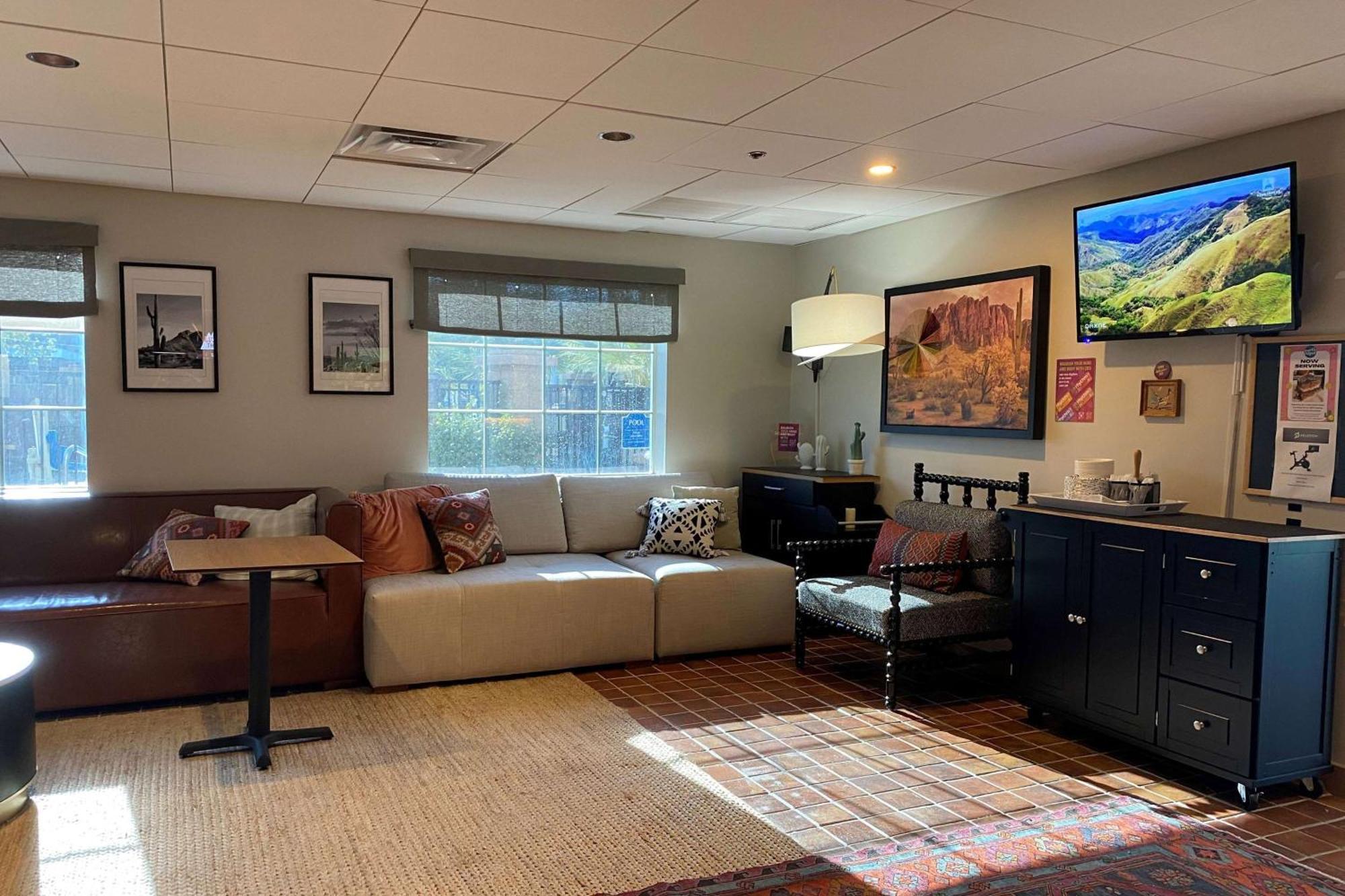 La Quinta Inn & Suites By Wyndham Tempe University, Phoenix المظهر الخارجي الصورة
