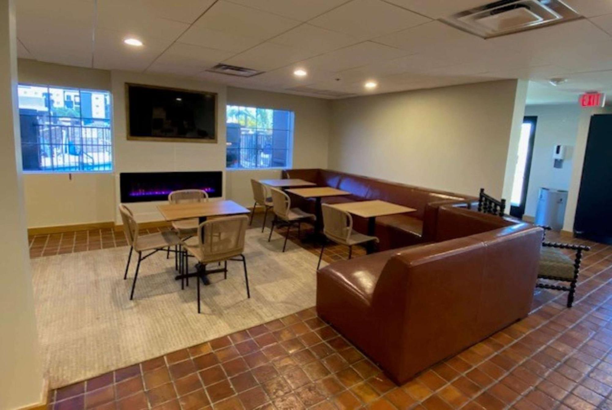 La Quinta Inn & Suites By Wyndham Tempe University, Phoenix المظهر الخارجي الصورة
